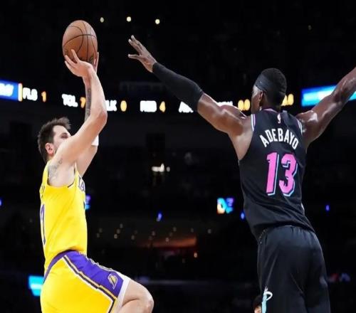 ������100�������ǣ�������60�ֱȰ��°�Լ83�ָ��к�����