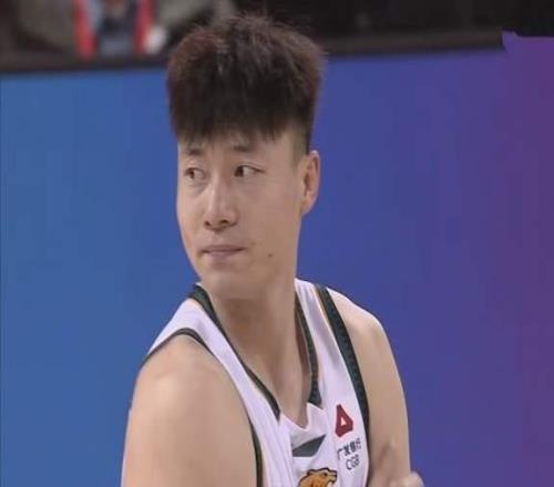 �Լ�ΰ14��1�������������м����ڸ������ڹ�����ȡǰ8����һ��