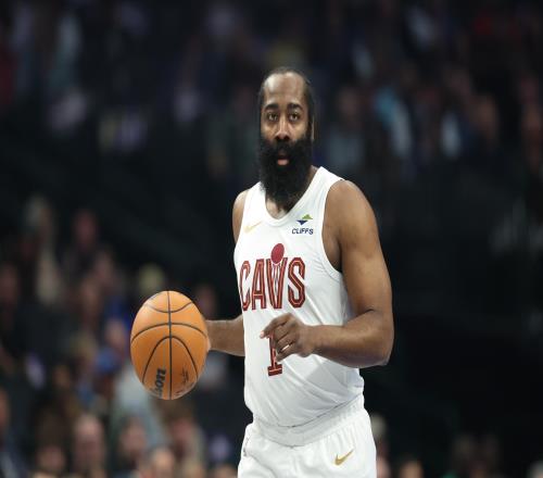 ���36+7+9�����������·������ж�������������ʿӭ���ڴ����³�