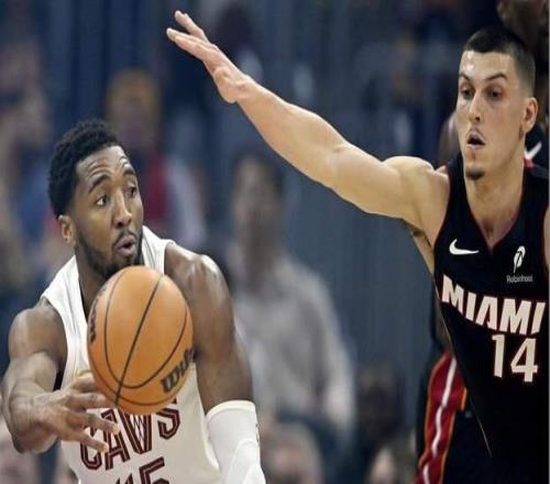 ����̣���ʿ�������ߴ�21�֣�ȫ������15��3�������Ĳ�����