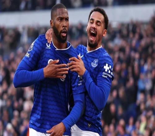 Ӣý���������Ĵ���Ͷ��1�ڰ������������Ŀ�ı����ص���Ա