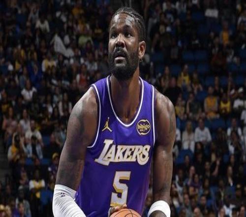 �Ӽǣ����պ��˿�ս�����߰����򱳲���ʹȱ��