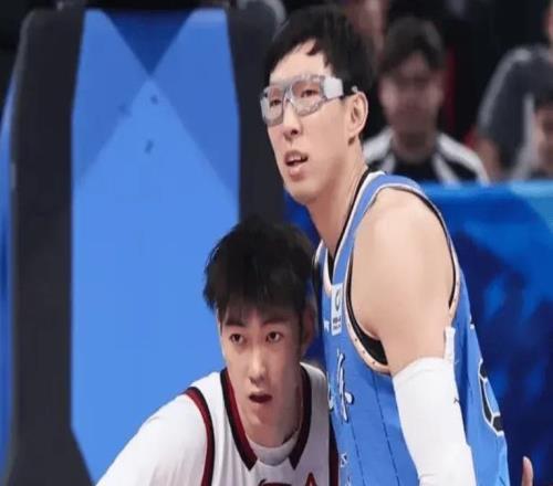 北京8875战胜浙江球员评价：4人优秀，2人及格，4人低迷