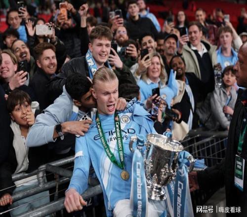 ���ڣ����˰�ɭ������������Ӣ���Ĵ������7������ʱ�����ת��