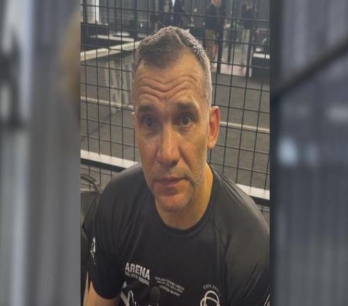 �Ḧ�ٿ�̸ŷ�ڣ������Ͱ�������ʱ������������ռ����һ��