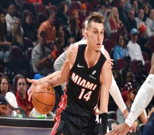 ��ʿ������ս�Ȼ𣡰������������������������ж���ָ����