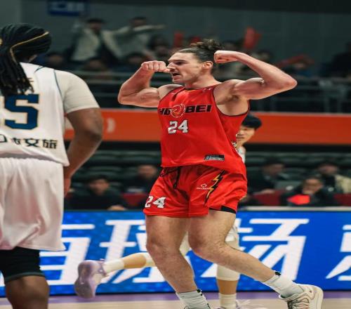 ǰ����Ԯ��˹�ٶ�����ڸ���������ע����������ս��սɽ���Ľ���