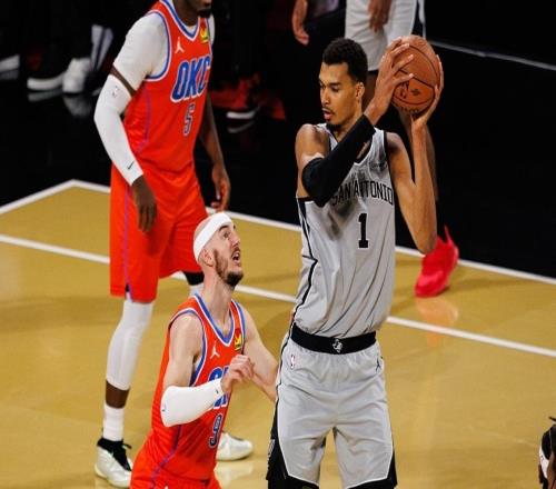 ���Ӻ�23ʤ1����׷��ͬ�˵�һ��ͬ��ʧ������MVP������û�����