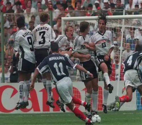 ��ҵ����Ա���¹�����������4��ʱ����ʵ���ɿ�����־ʵ������