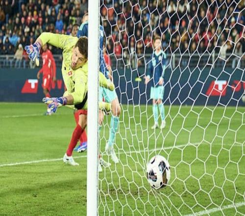 �Ʊ�����ά���ĵĵ�һ��������ʵ�����¼����ĸ���̫����