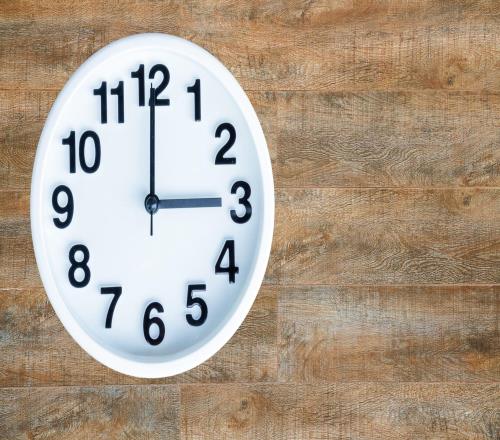 �õ������ˣ�ŷ����ӭ������ʱ������ʱ�佫��ǰһСʱ