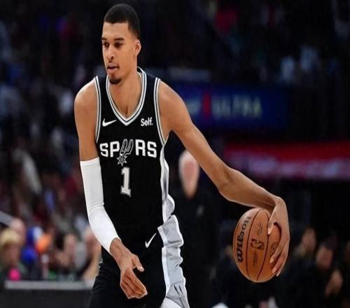 ����29���ӿ�24+11���İ���ʷ��������ͬ���������������MVP��