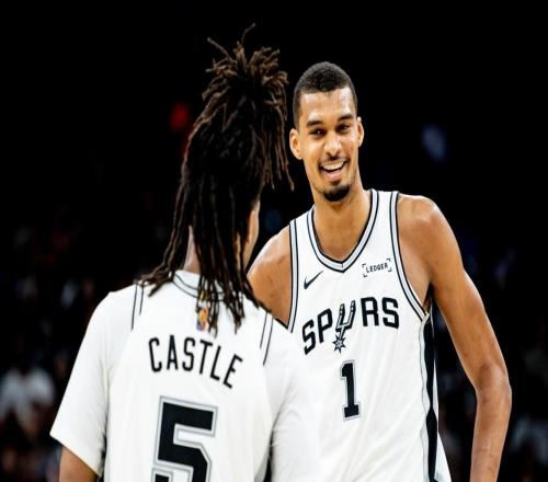 8������˫15����20+10���İ���������41+16��ˢ��¼��Ҫ��MVP