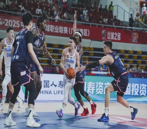 �������ع���CBA��NBL��ս����