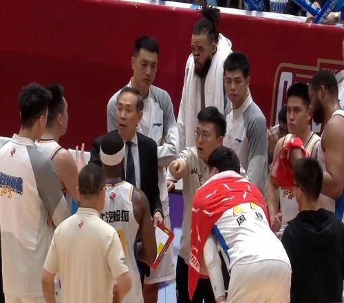 ��������15�ֲҰ��������㽭������ǿ�������򱻱�������13+10