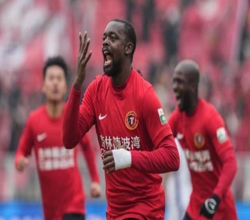 ���г�������2��1�����������ʤ�ȷ����ն������