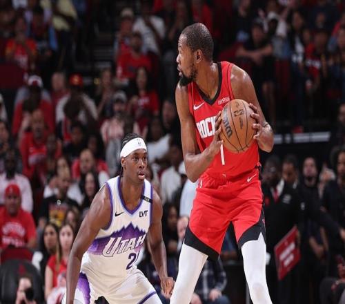 �����ȡ����ʤ׷��𣡶��������ڴ�25+6+5л�õ��ȷ�14ʤ4��