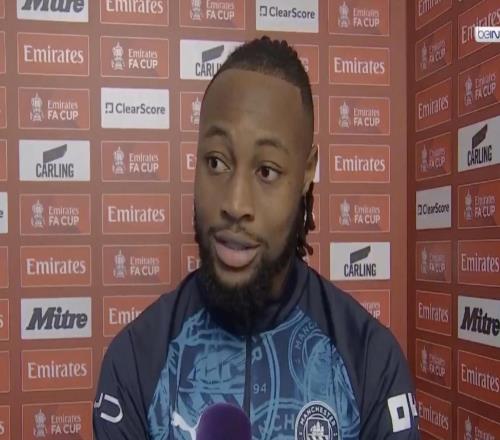 ����Լ�������������ٳ�ʩչ������û��ֻ���������˵�