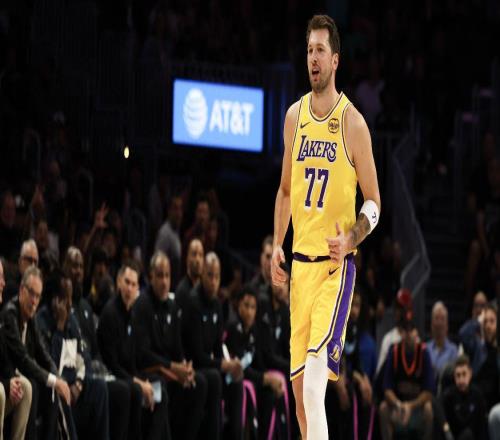 �������������������һҹ3�����ţ���׷3�����+5��2.2����С��