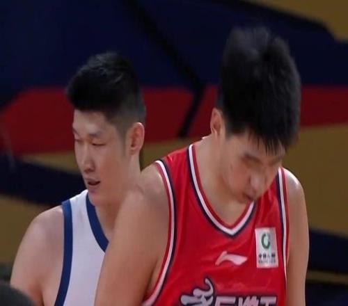 CBA�����������㶫���俨λս������������������10��ʤս�����