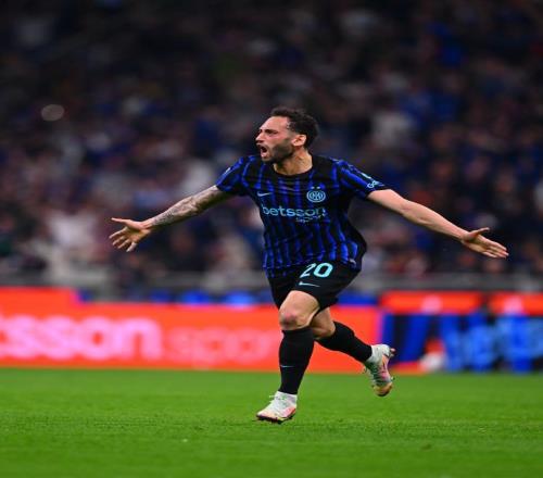 ���״�ʤ���������ֽ���Ա��ʹ��תΪ��ŭ���׺�����˺����Ⱥ