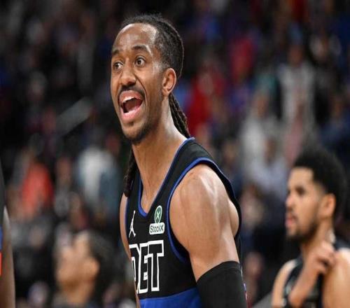 ������ת��˫����Լ������Ա������NBA����ͬ�������Ķ����з�