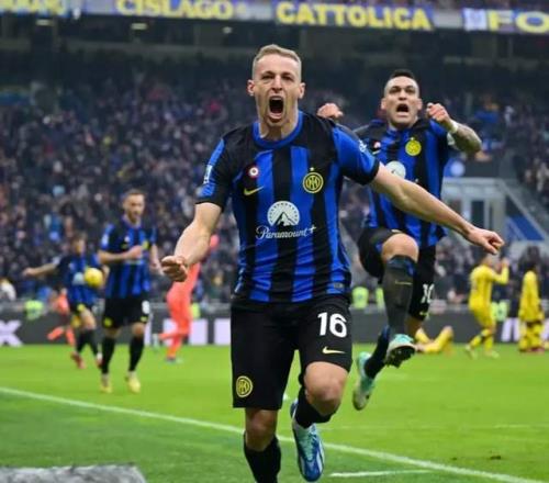 Ӣ����ǿ��ɱ�����ײ�������ħ��