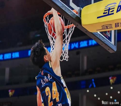 �㶫˫ɱ�����ٽ�ǰ����ȴ̻¶�������������ֵ��¼������������