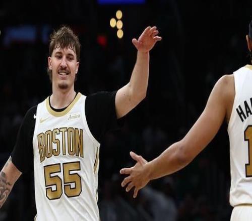 �̾�������Աͬ�������ĵ÷��¸�Ϊ��ʷ�״�