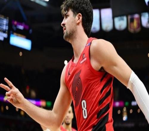 ���죺��ĸ��ȥ�����������к��ڴ�������ȥ���������