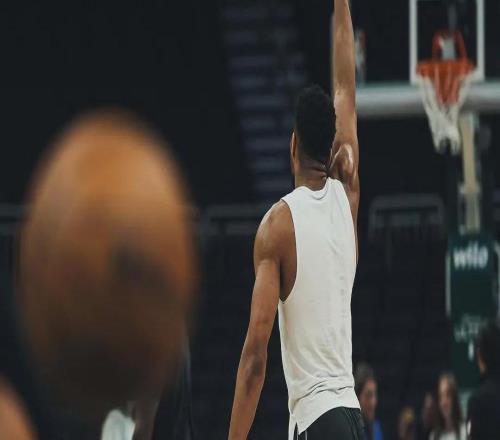 �¿β��������������ݼ��������Ǵӹھ������Ϊ��ʷ�����ҡ�