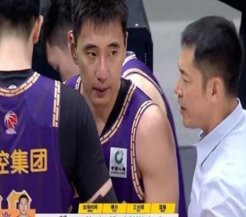 С�ڻ�������ʶӾ�ʤɽ��17�֣����Σ�Ϊ�Լ�ƴһ��ϣ����������