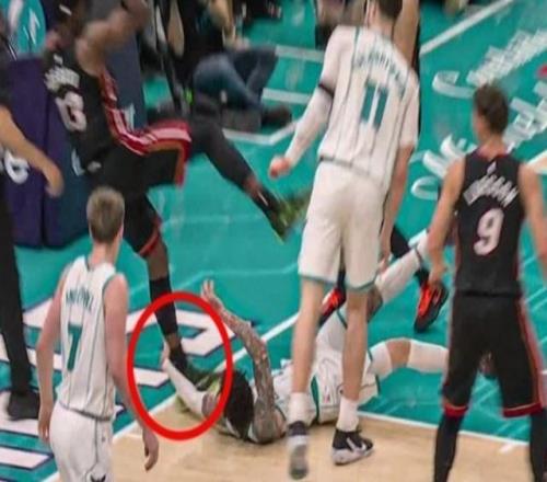 ���������������˰��°�Լ��ʱ��ɱ��̭�Ȼ�