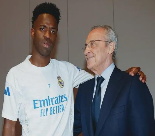 ������Ȼ����ɻ�˧�ķ�����������������������֮�����޷����