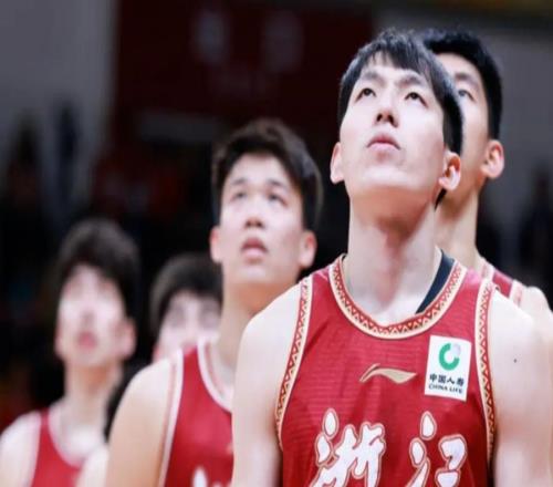 CBA：北控愿意为郭艾伦提供C类合同，吴前敲定浙江老将合同，王浩然个人事务离开中国男篮，曾凡博赴海外治疗