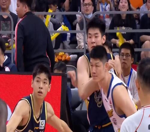 恭喜广东队！CBA全能内线打出身价，宏远的“新建队基石”！
