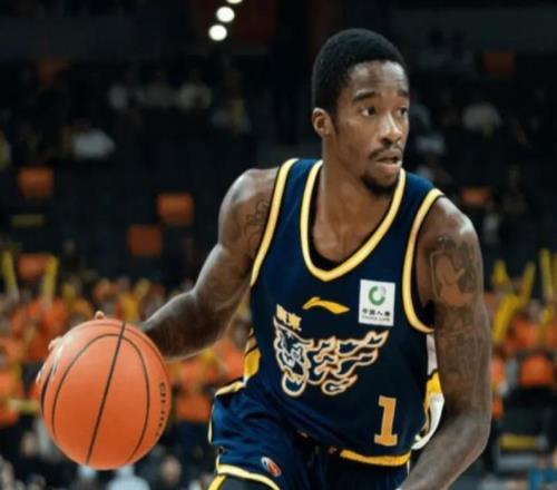 萨姆纳离开，广东队损失惨重球队接触NBA场均10.7分后卫