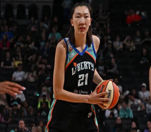 唏嘘！韩旭重返WNBA创亚洲球员纪录，周琦错失步行者机会后悔半生