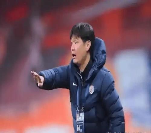 海牛深陷降级泥潭，李霄鹏会再度出山救火吗