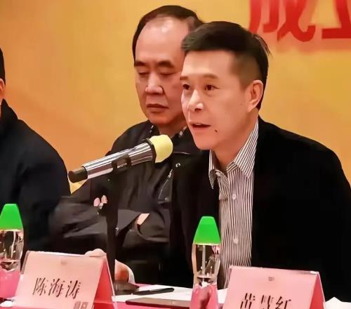宏远早报！杜锋爱徒转会江苏，朱总接新代言，陈老板引援加预算！