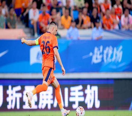5连败！青岛海牛01上海申花，产生3大不可思议，以及2个不争事实