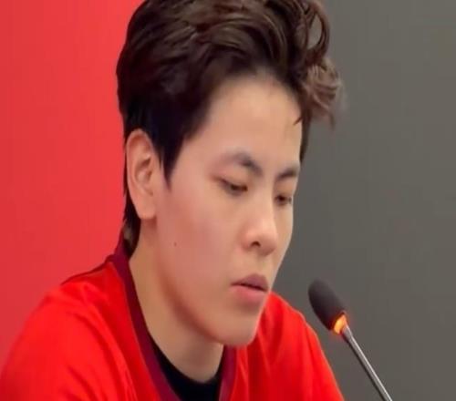 女篮胜尼日利亚发布会！宫鲁鸣强调有四套阵容，杨舒予直指篮板
