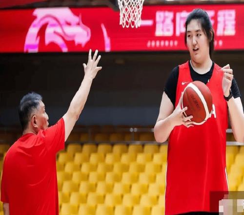 中国女篮险胜尼日利亚的背后，宫鲁鸣才是球队最大的短板