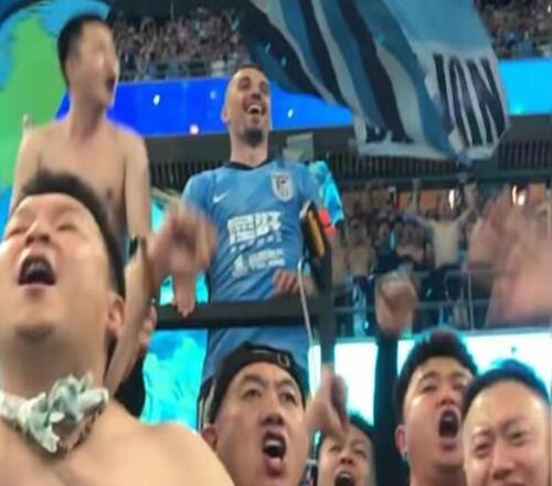 本赛季英博双杀铁人，斯坦丘在两回合辽宁德比都打入制胜进球