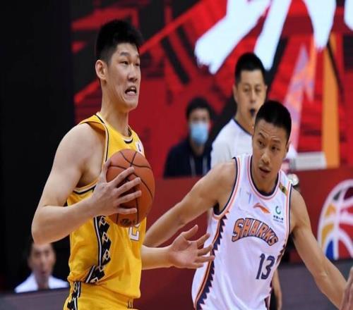 CBA消息重磅消息：广厦男篮乱套了！广厦七人离队总负债20亿，赵嘉仁赵岩昊全送走，胡金秋交易持开放态度，新赛季真要摆烂了