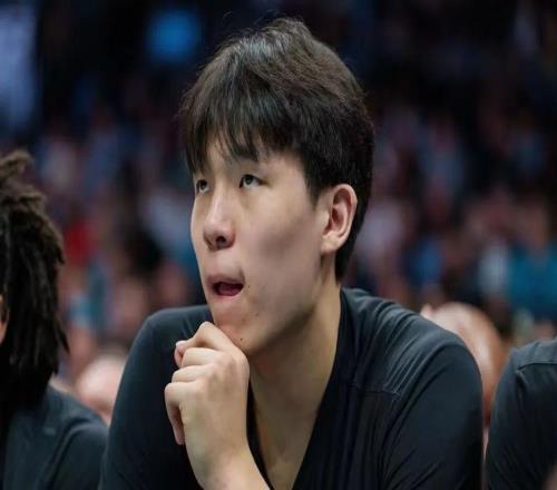 9000万刚到就报销！杨瀚森也糟了！彻底没球打！