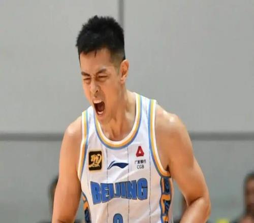 对话方硕：转会长沙是为找回“方超巨”