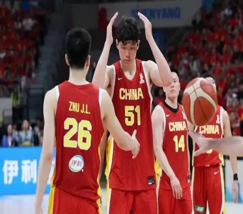 记者：杨瀚森打完8月底世预赛后便将返美，不再随国家队集训