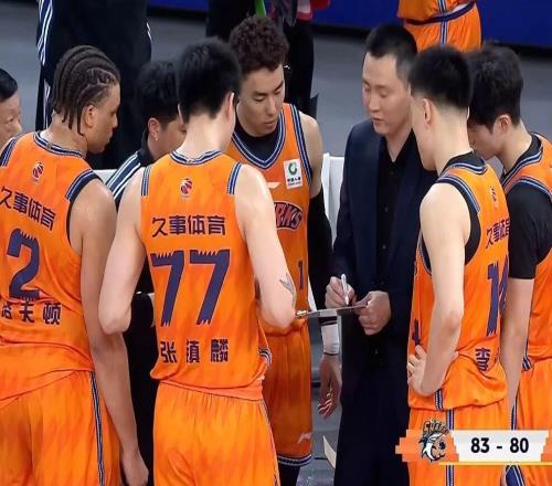 CBA最新消息！上海对胡金秋报价7500万，辽宁目标八强，北控放弃和柳锐签约