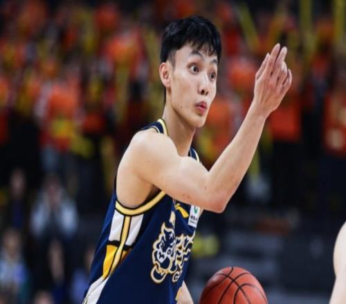 广东男篮注册7人：徐杰张昊张皓嘉均只剩一年B类合同进入合同年